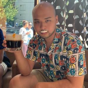 Meet your Posher, Francis